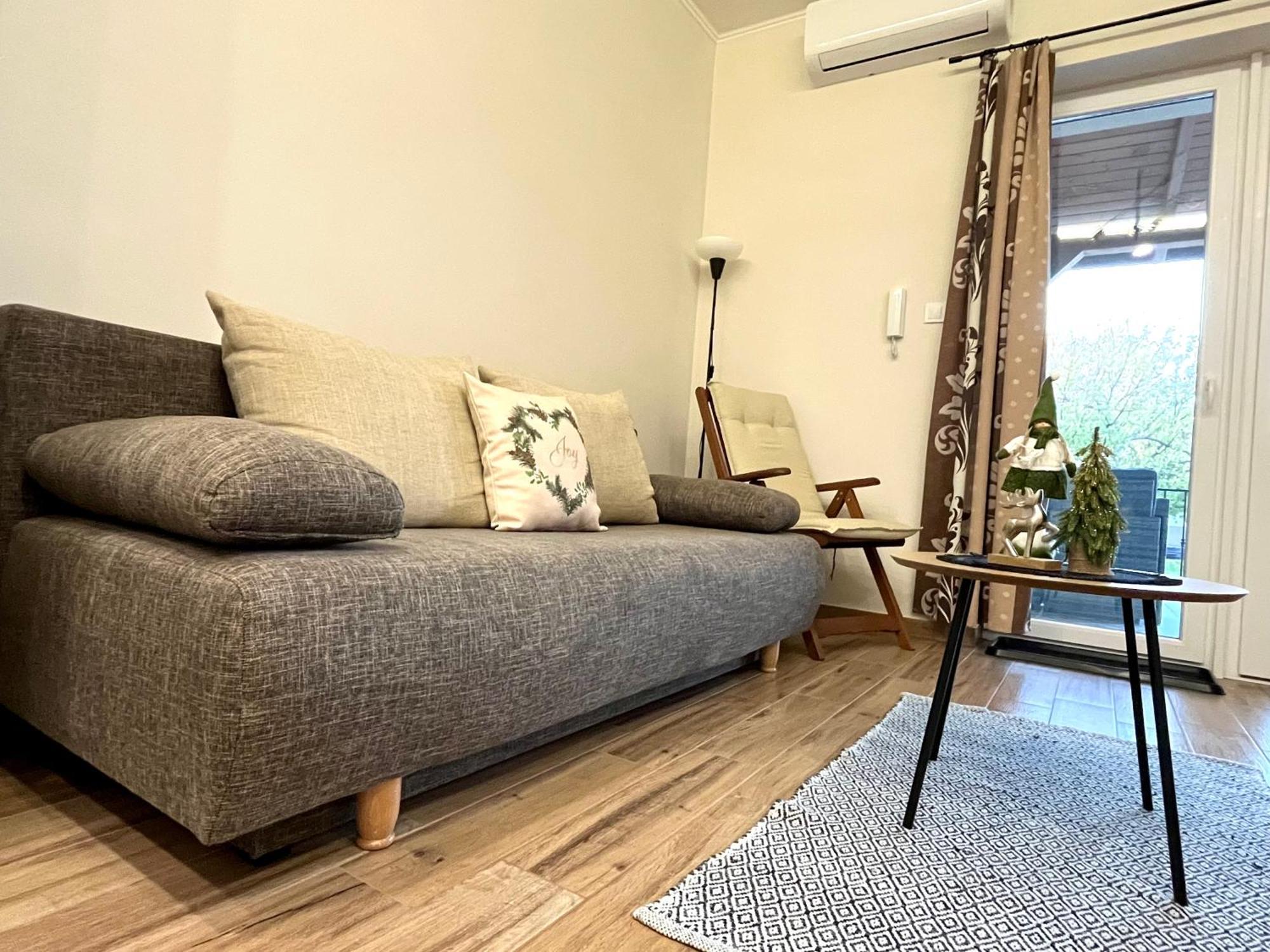 Voeroesmarty Apartmanhaz Мако Экстерьер фото